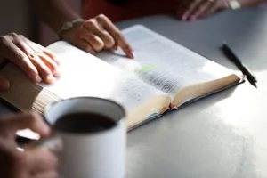 personal-bible-study-at-schaffer-road-church-of-christ-marietta-ga